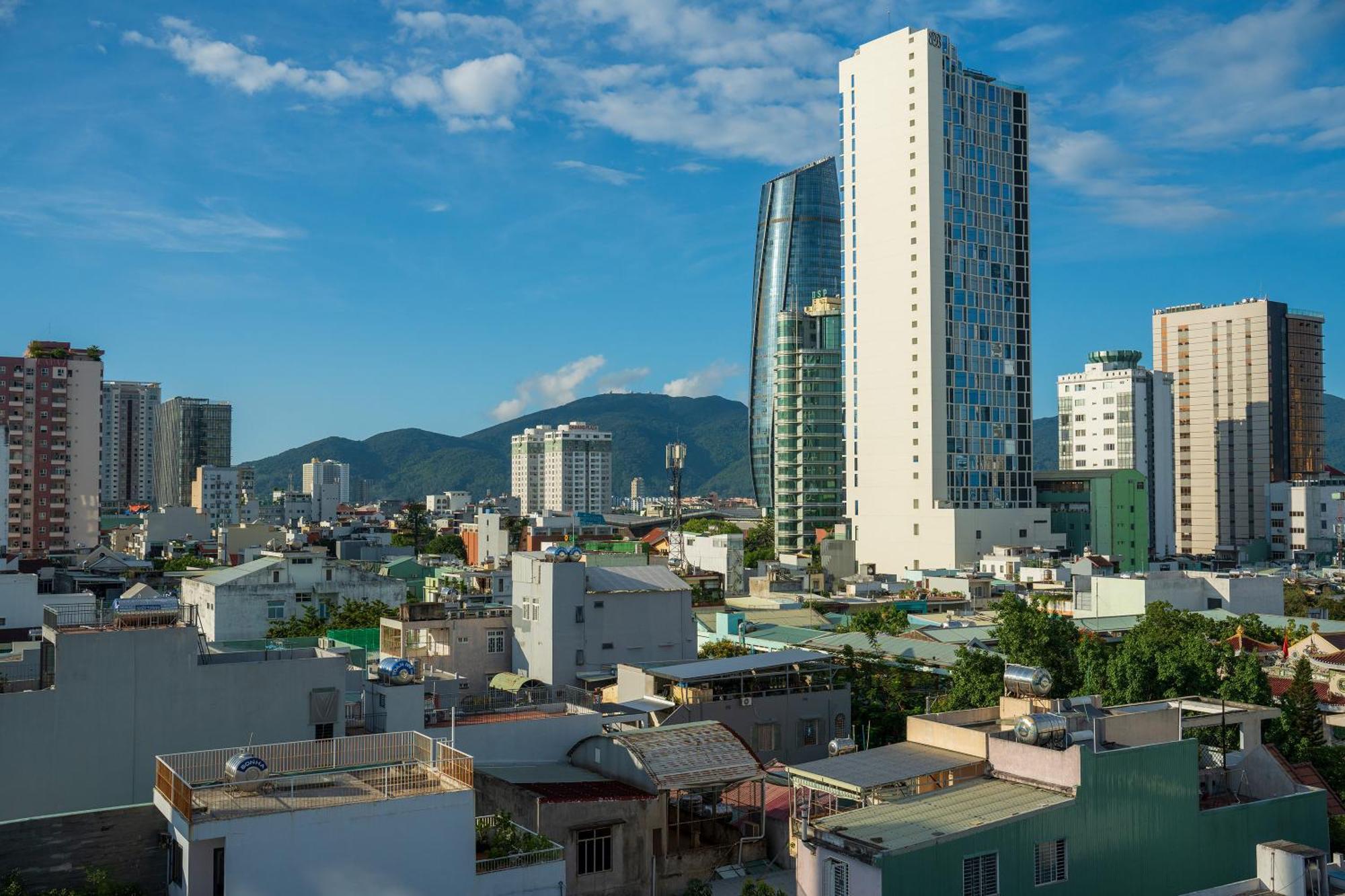 Dana Pearl Danang Hotel Exterior photo