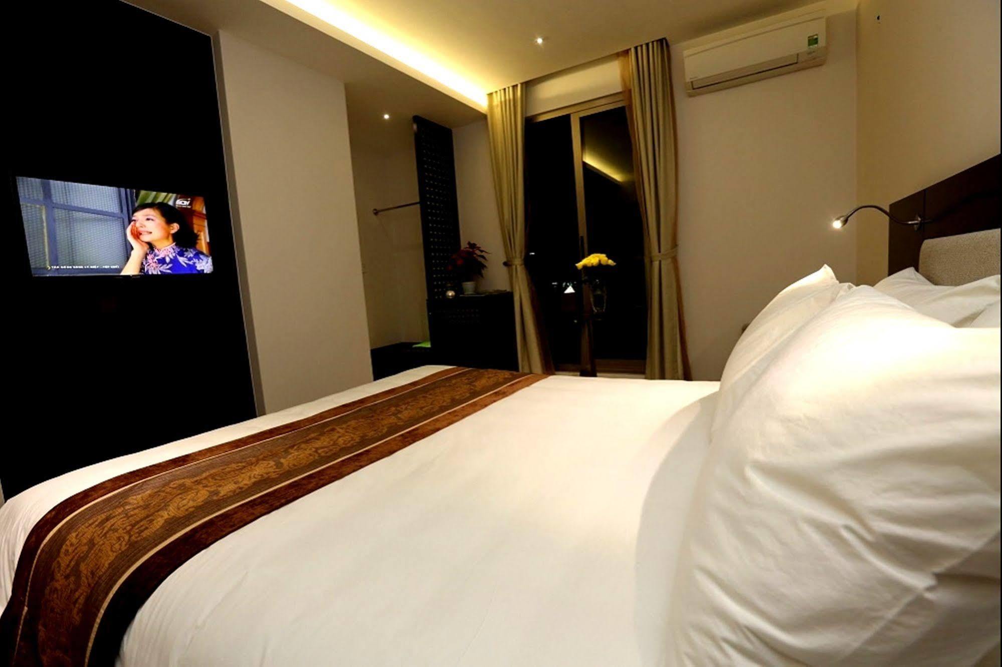 Dana Pearl Danang Hotel Exterior photo